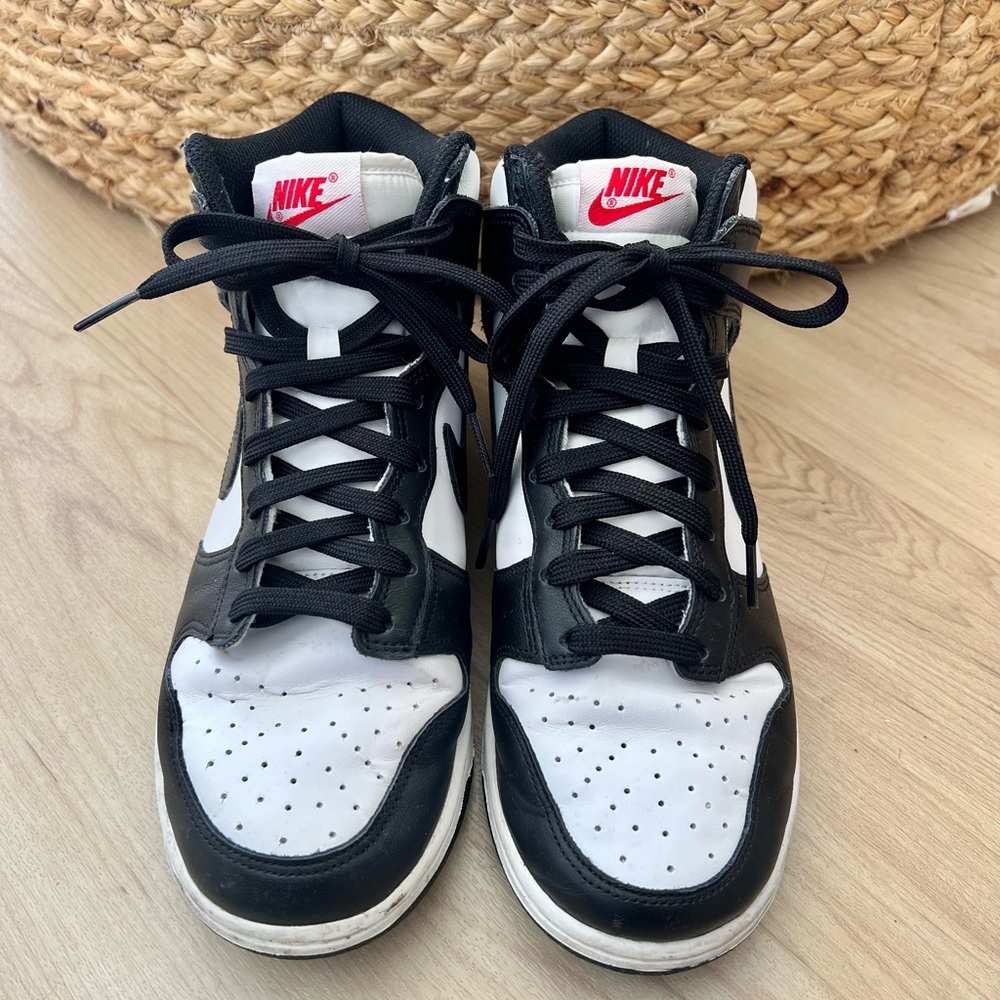 Nike Dunk High Retro Black and White - Picture 5 of 10